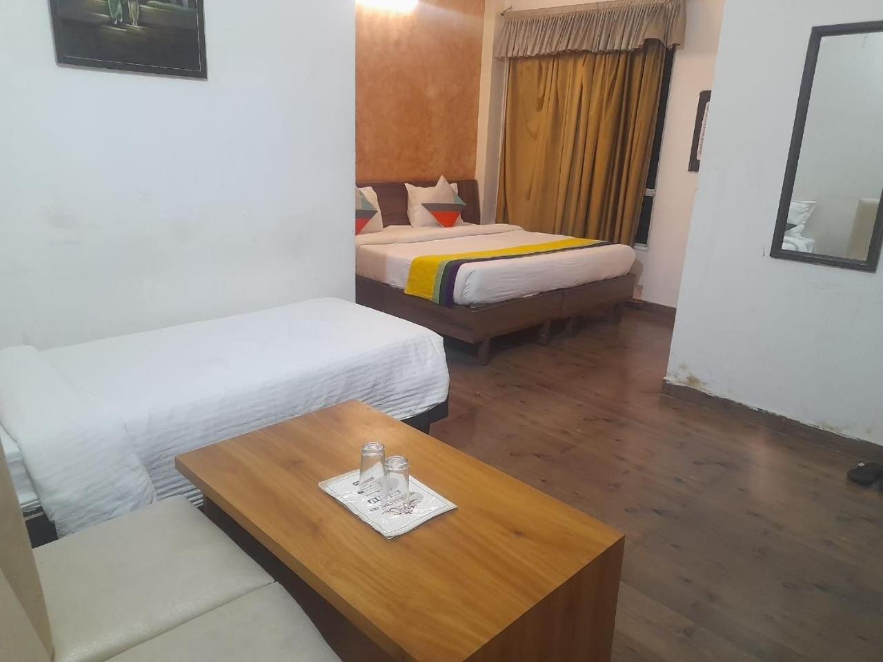 Hotel Global Inn -1 Km From Railway Station - Lift Food And Free Parking Lucknow Chambre photo