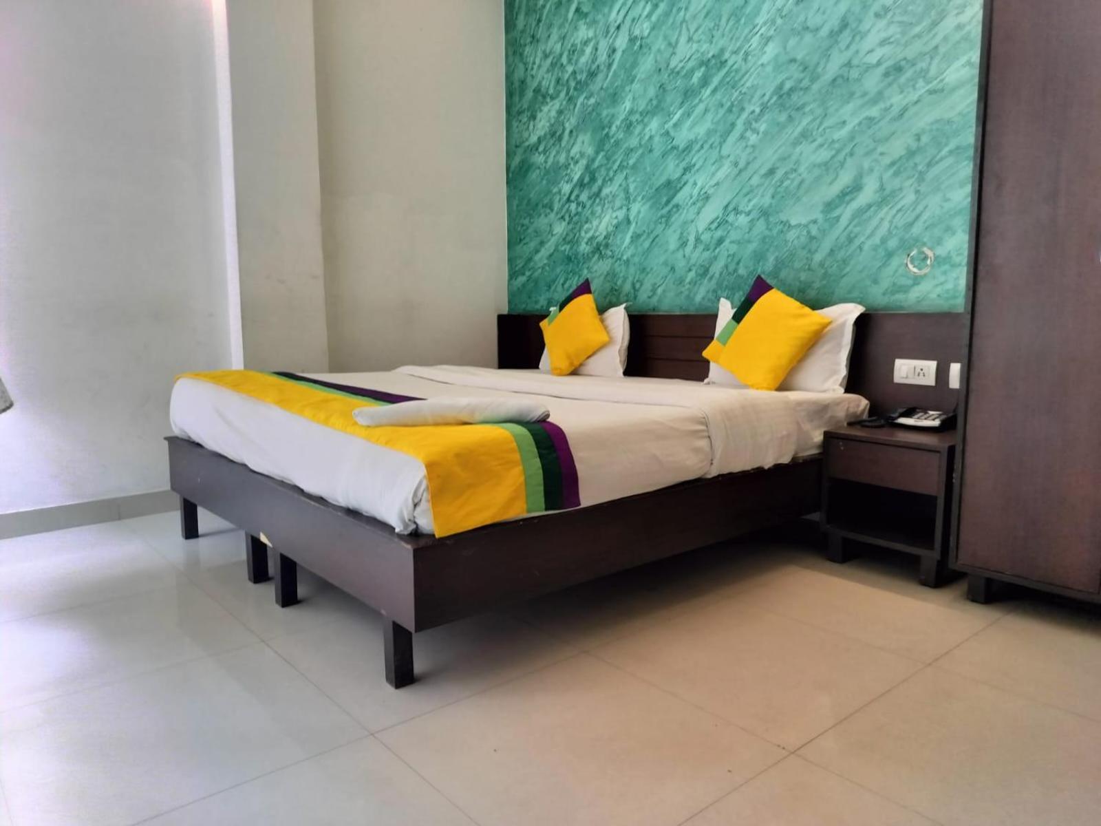 Hotel Global Inn -1 Km From Railway Station - Lift Food And Free Parking Lucknow Chambre photo