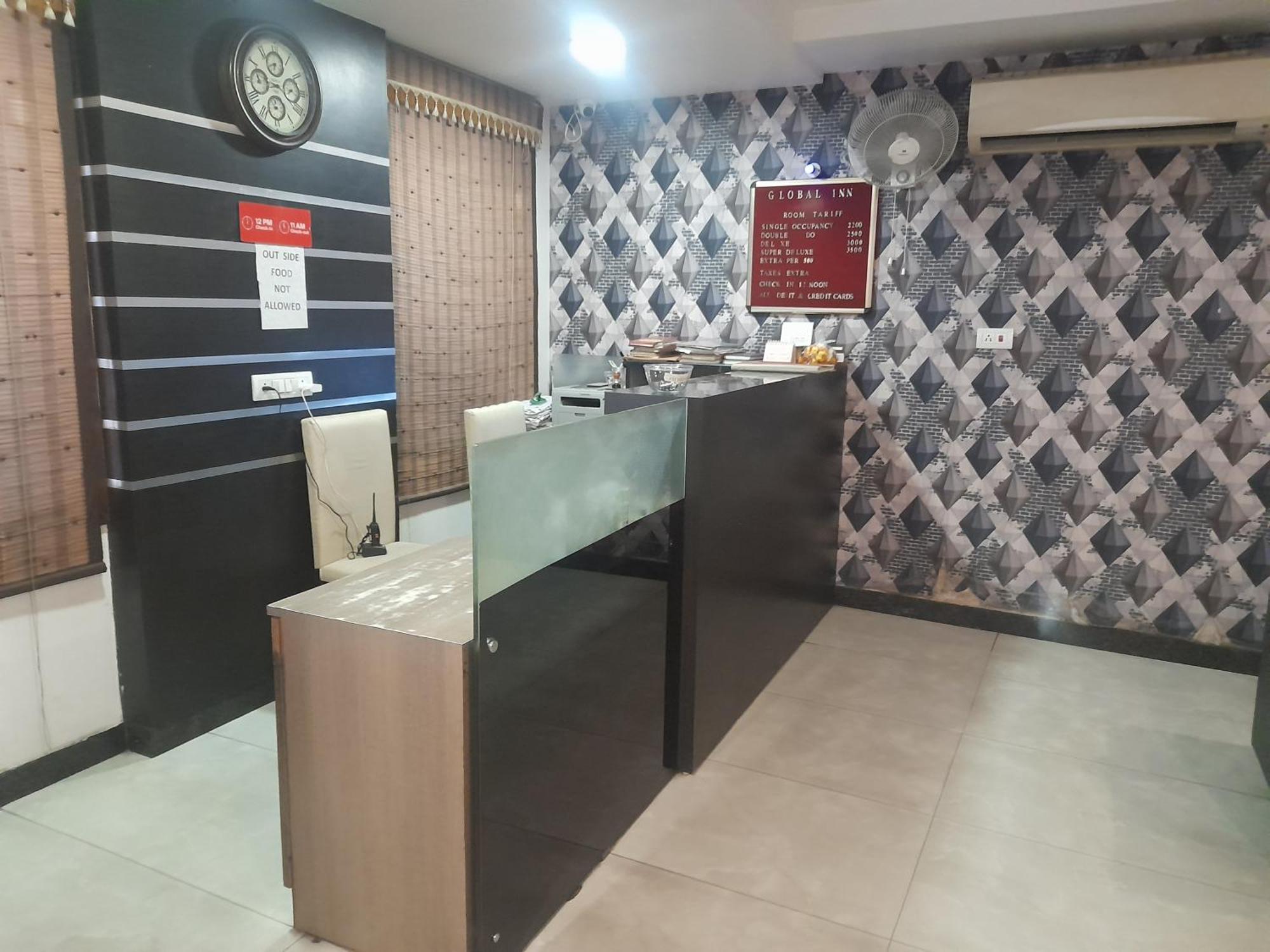 Hotel Global Inn -1 Km From Railway Station - Lift Food And Free Parking Lucknow Extérieur photo
